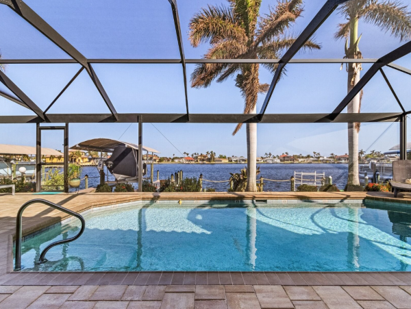 Cape Coral Spacious Family Vacation Home Pool & Boat Dock