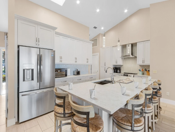 Cape Coral Spacious Family Vacation Home Pool & Boat Dock