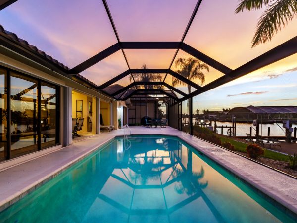 Cape Coral Spacious Family Vacation Home Pool & Boat Dock