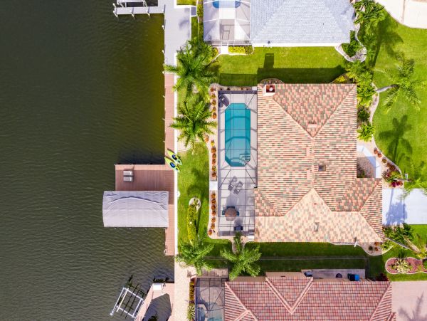 Cape Coral Spacious Family Vacation Home Pool & Boat Dock