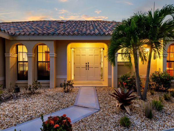 Cape Coral Spacious Family Vacation Home Pool & Boat Dock