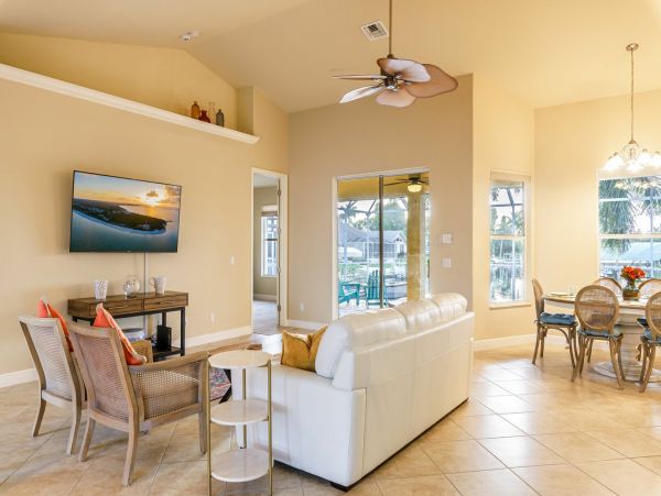 Cape Coral Home 983109