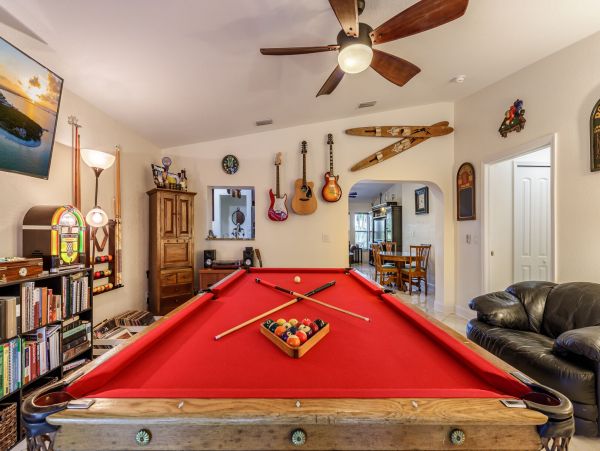 Cape Coral Home 983111