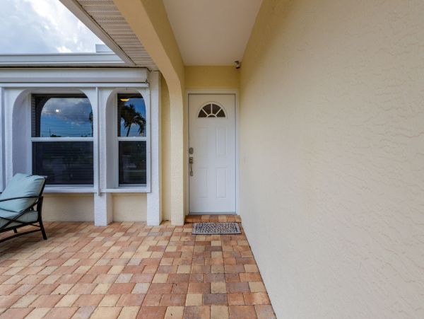 Cape Coral Home 983111