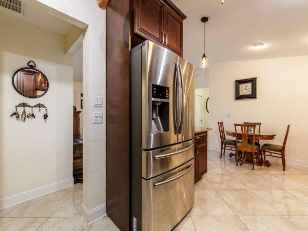 Cape Coral Home 983111