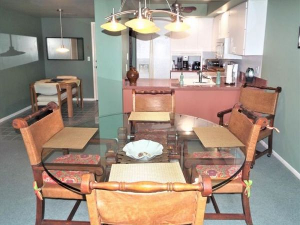 Longboat Key Beach Condo 2 Bedroom Communal Pool & Tennis