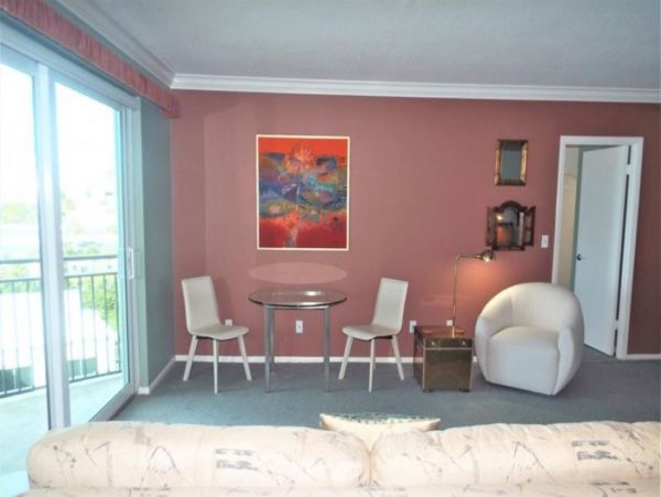 Longboat Key Beach Condo 2 Bedroom Communal Pool & Tennis