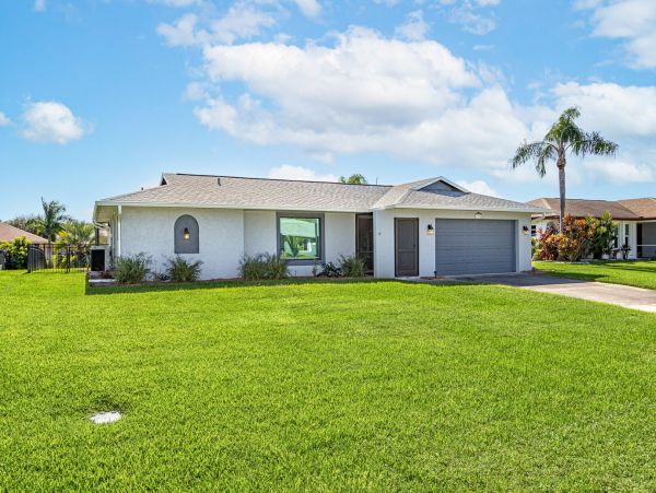Cape Coral Home 983113