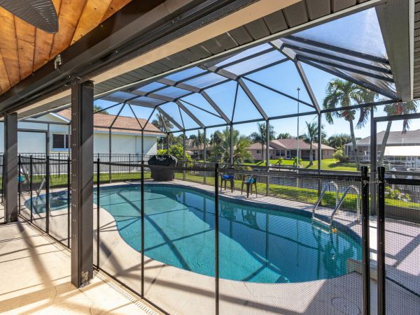 Cape Coral Home 983113