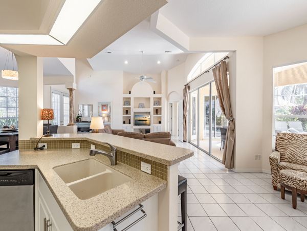Cape Coral Home 983114