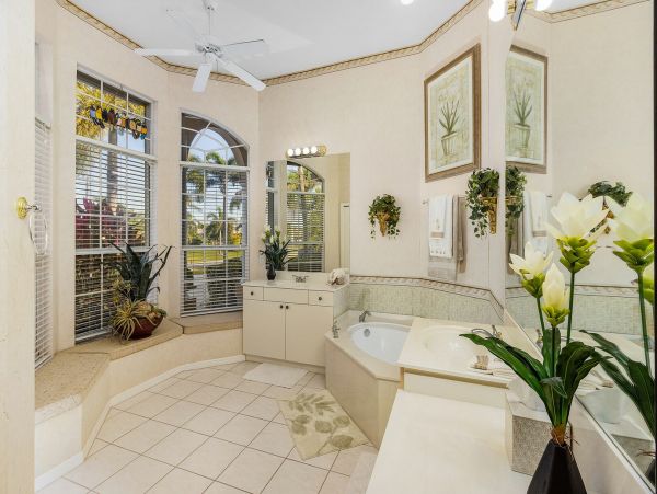 Cape Coral Home 983115