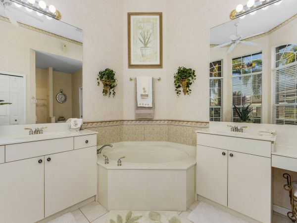 Cape Coral Home 983115
