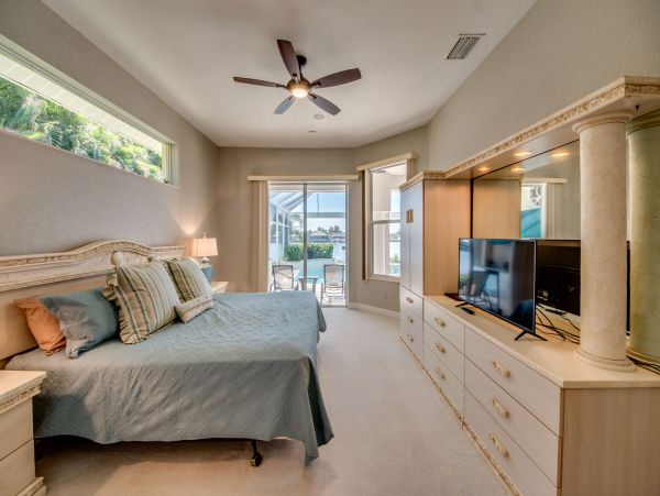 Cape Coral Home 983116