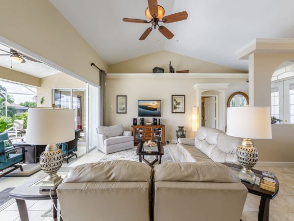 Cape Coral Home 983118