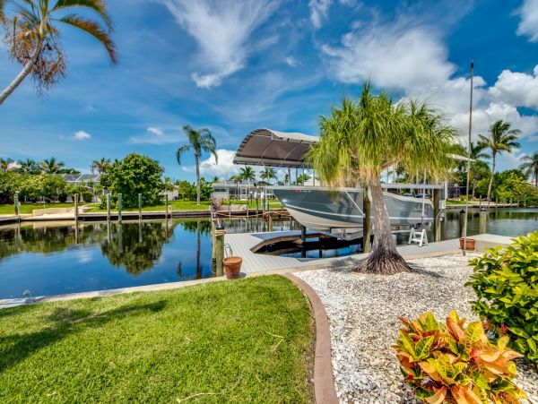 Cape Coral Home 983120