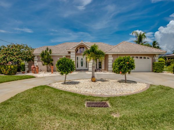 Cape Coral Home 983120