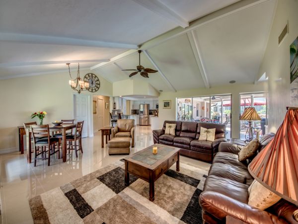 Cape Coral Home 983120