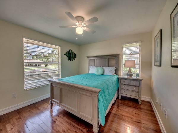 Cape Coral Home 983120