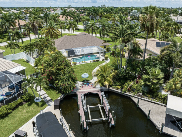 Access to the Gulf Boat Dock Best Cape Coral Pool Home