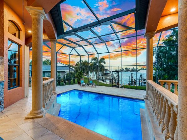 Luxury Cape Coral Vacation Rental Home 3 Bedroom With Pool