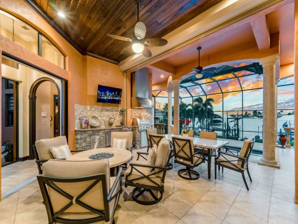 Luxury Cape Coral Vacation Rental Home 3 Bedroom With Pool