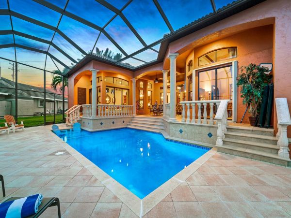 Luxury Cape Coral Vacation Rental Home 3 Bedroom With Pool