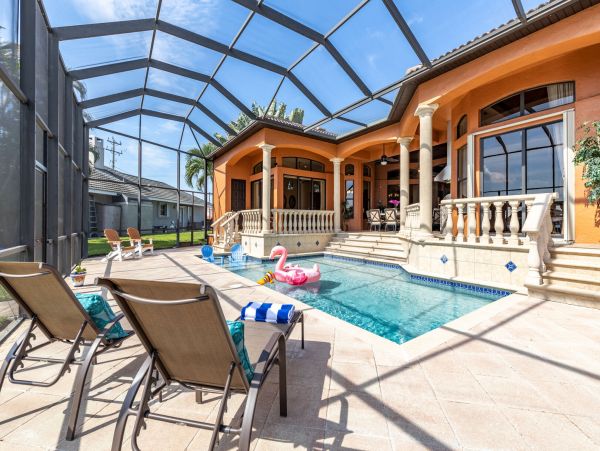 Luxury Cape Coral Vacation Rental Home 3 Bedroom With Pool