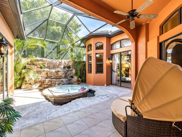 Luxury Cape Coral Vacation Rental Home 3 Bedroom With Pool