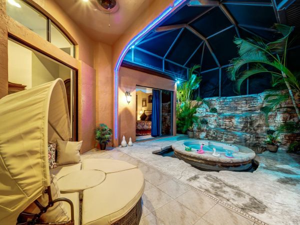 Luxury Cape Coral Vacation Rental Home 3 Bedroom With Pool