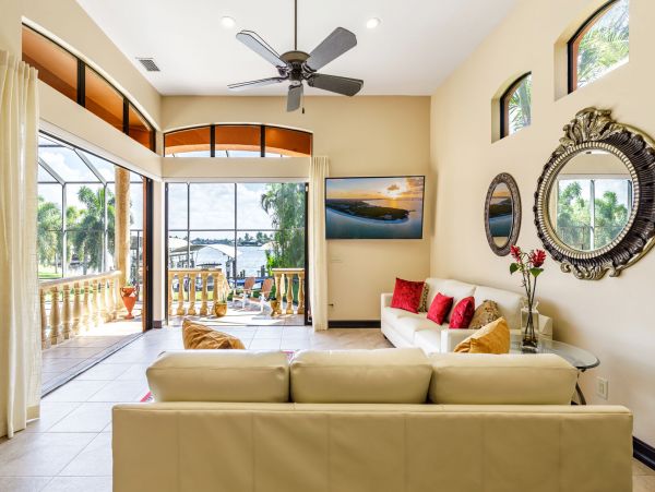Luxury Cape Coral Vacation Rental Home 3 Bedroom With Pool