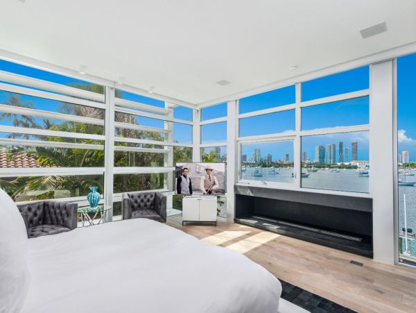 Miami Beach 6 Bedroom Luxury Home Pool & Panoramic Bay Views