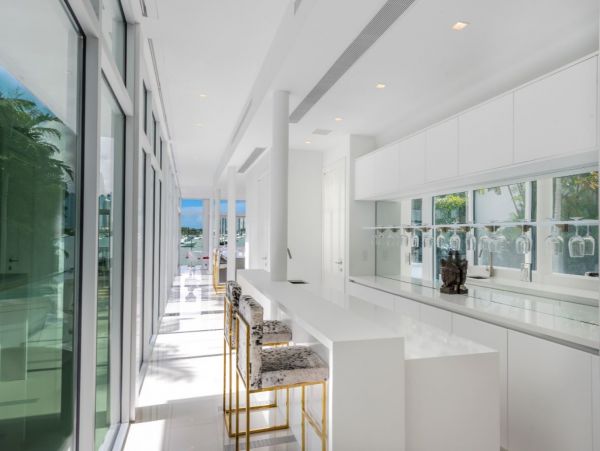 Miami Beach 6 Bedroom Luxury Home Pool & Panoramic Bay Views