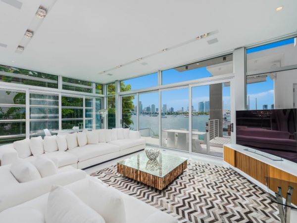 Miami Beach 6 Bedroom Luxury Home Pool & Panoramic Bay Views