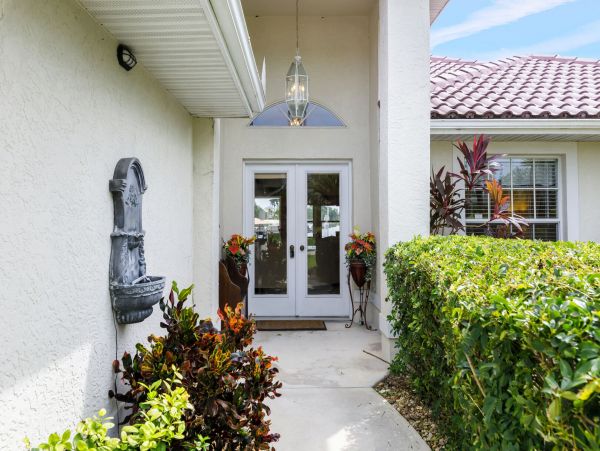 Cape Coral Home 983128