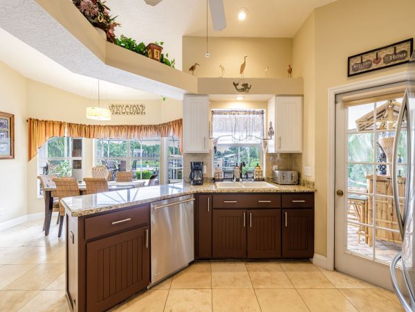 Cape Coral Home 983128