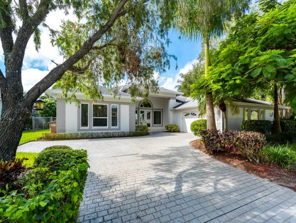 Cape Coral Home 983129