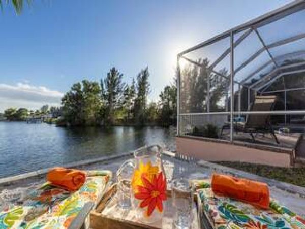 Cape Coral Luxury at its Best.