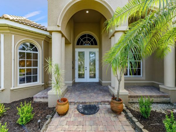 Cape Coral Home 983152