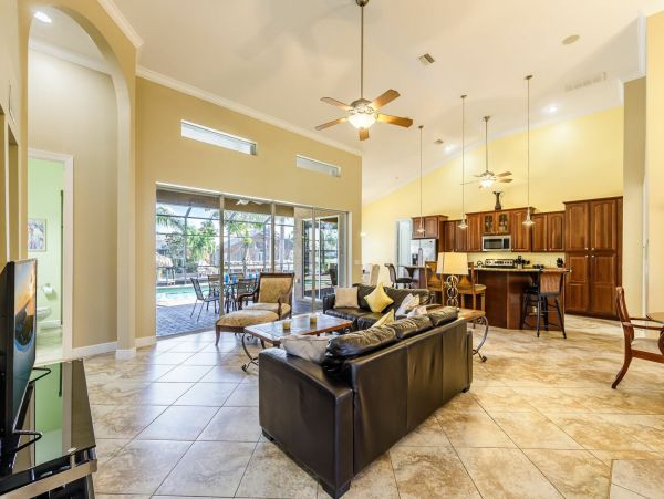 Cape Coral Home 983152