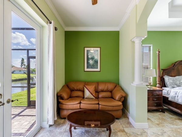 Cape Coral Home 983152