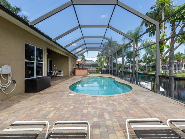 Cape Coral Home 983152