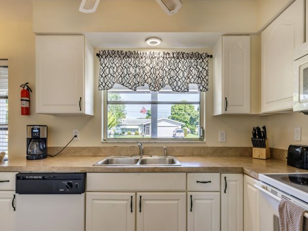 Cape Coral Home 983153