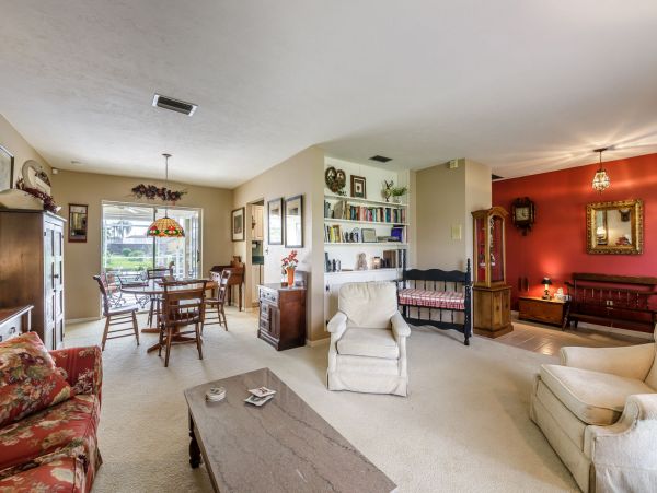 Cape Coral Home 983157