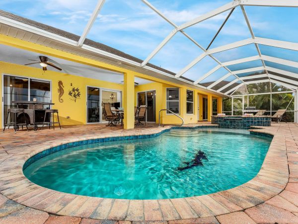 Cape Coral Home 983158