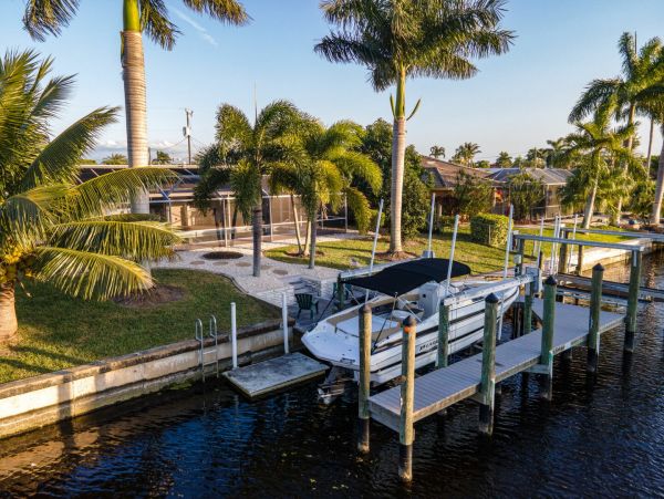 Cape Coral Home 983161