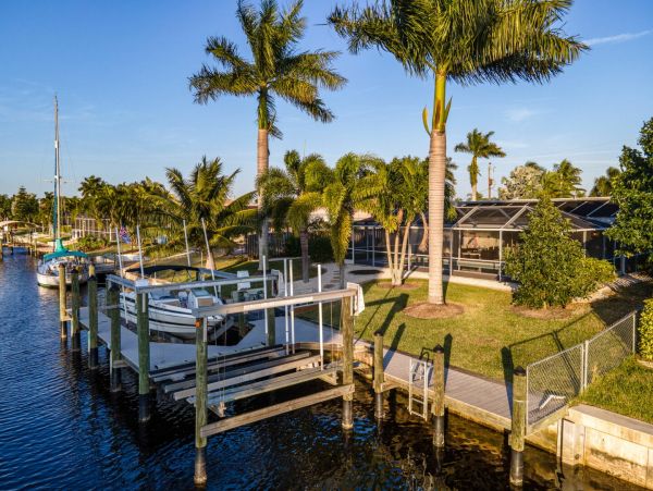 Cape Coral Home 983161