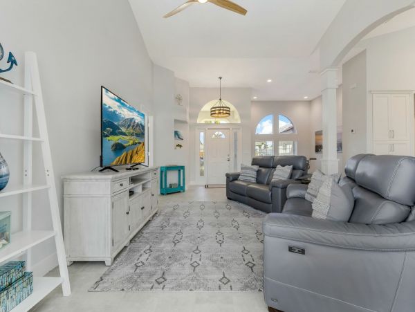 Cape Coral Home 983163