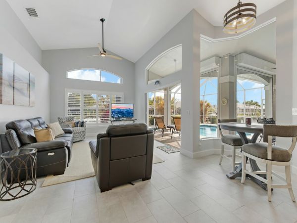 Cape Coral Home 983163
