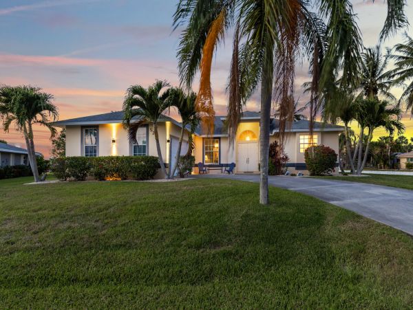 Cape Coral Home 983168