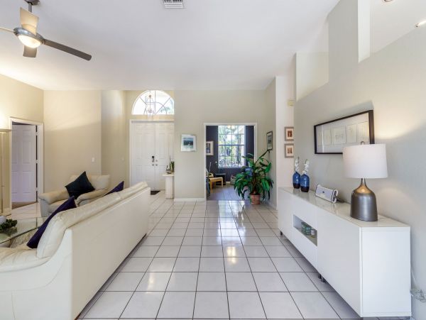 Cape Coral Home 983168